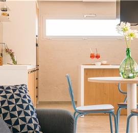 2 bedroom villa with infinity pool, near Alcamo, sleeps 4-5